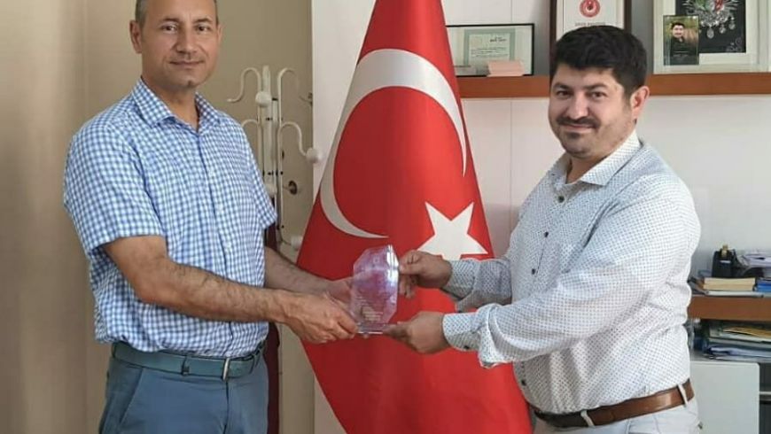 Mühendislik Fakültesi Dekanı Prof.Dr. Erkan KÖSE ve Endüstri Mühendisliği Bölümü Öğretim Üyeleri, Ali Rıza Özderici Kız Anadolu İmam Hatip Lisesi'ni ziyaret etmişlerdir.