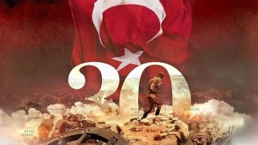Başta Gazi Mustafa Kemal Atatürk ve silah arkadaşları olmak üzere bağımsızlık mücadelemizin tüm kahramanlarını, şehitlerimizi ve gazilerimizi saygı ve minnetle anıyoruz.