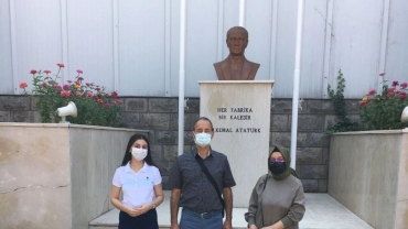 Bölüm öğretim üyelerimiz yaz stajı kapsamında Orta Anadolu A.Ş' de eğitimini sürdüren Feyza İnce'yi işyerinde ziyaret ettiler.